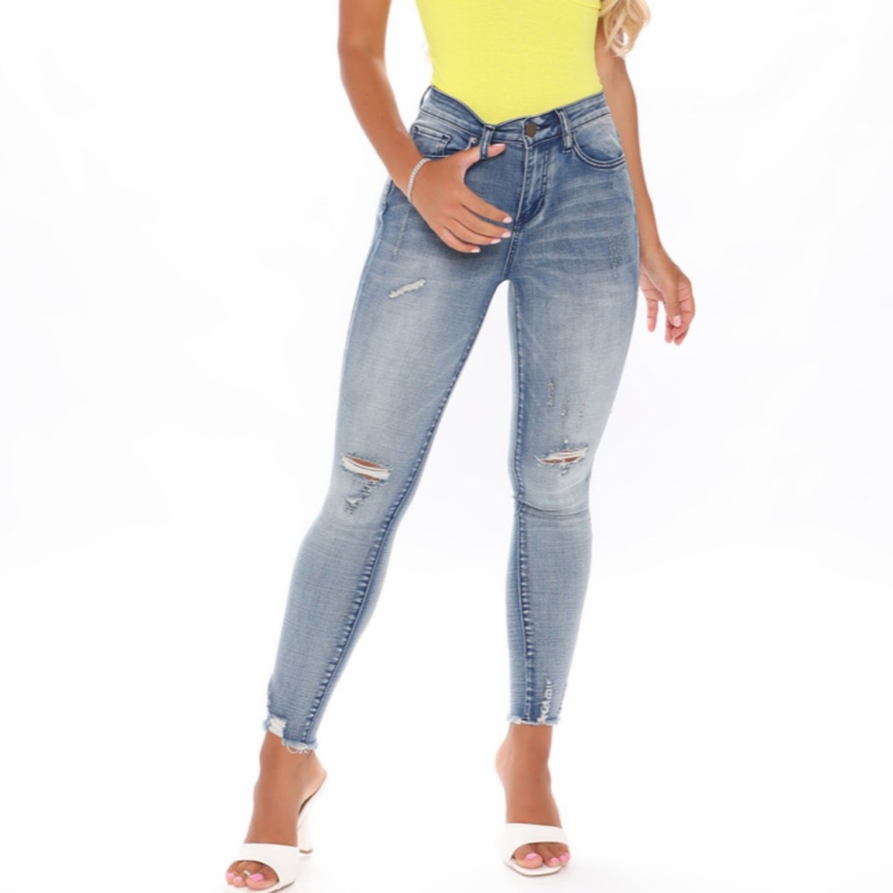 YMI STRETCHY JEANS